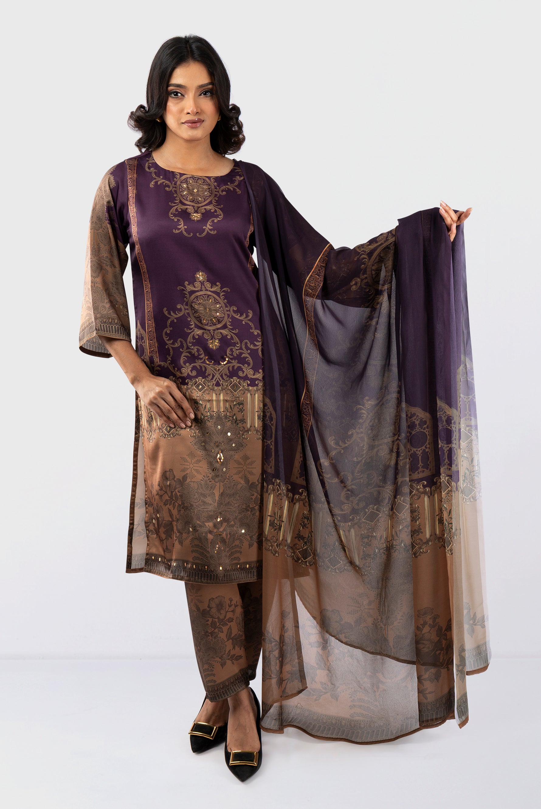 Women's salwar kameez dupatta