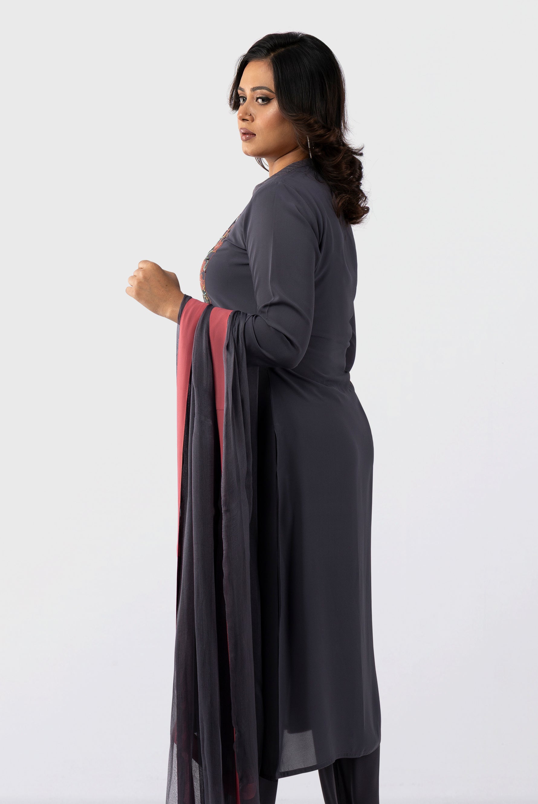 Women's salwar kameez dupatta