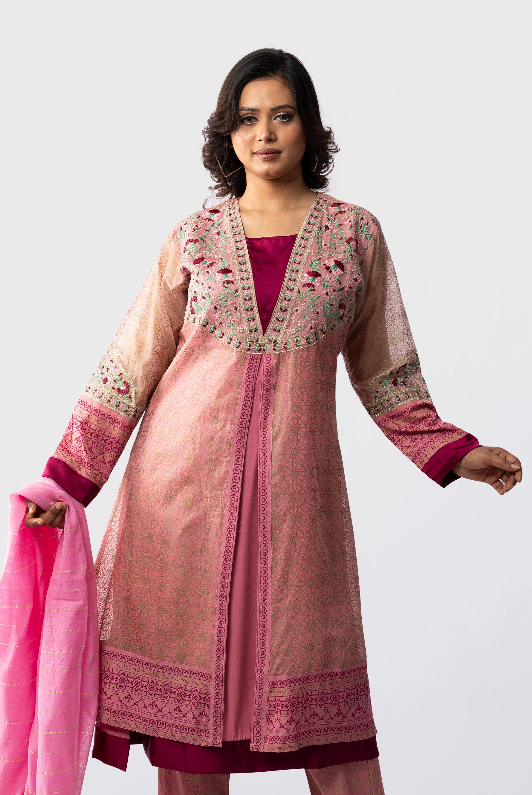Women's salwar kameez dupatta