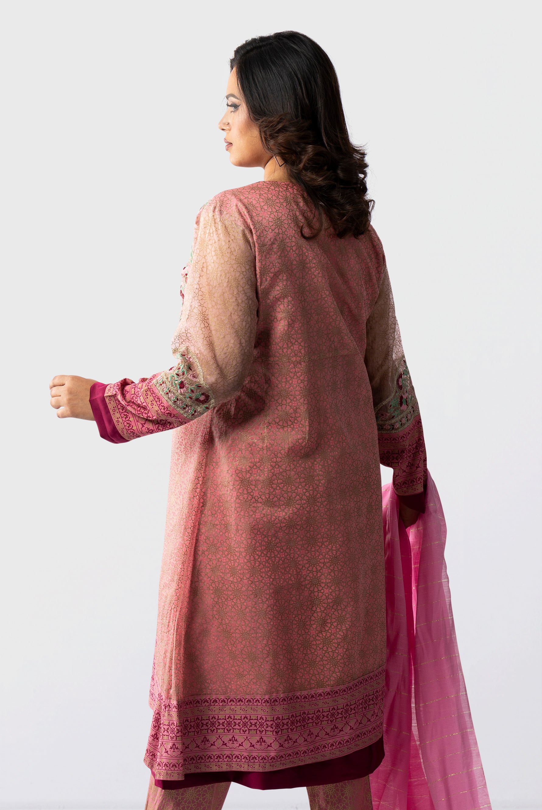 Women's salwar kameez dupatta