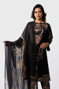 Women's salwar kameez dupatta