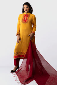 Women's salwar kameez dupatta