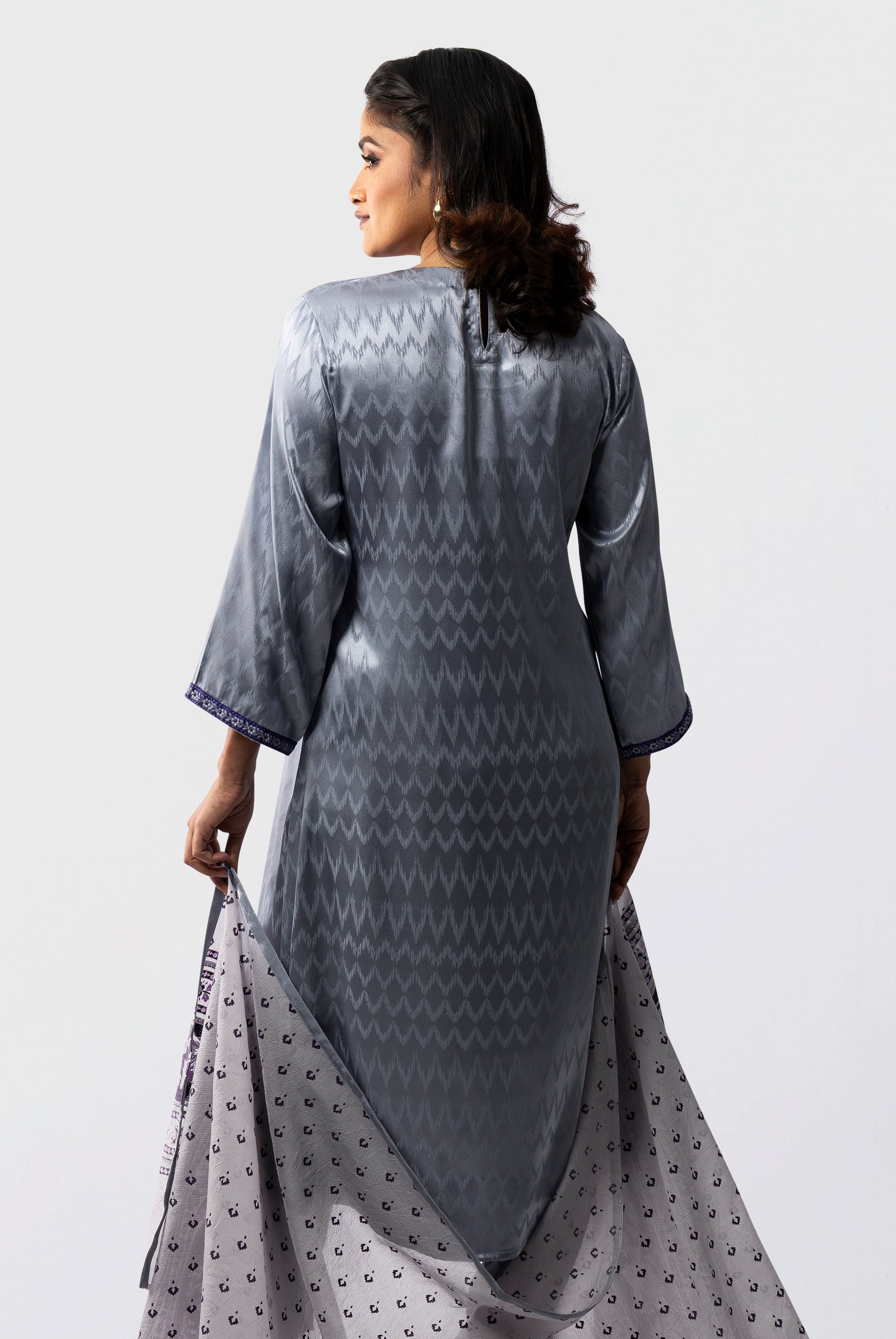 Women's salwar kameez dupatta