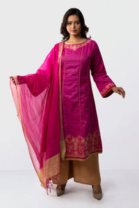 Women's salwar kameez dupatta