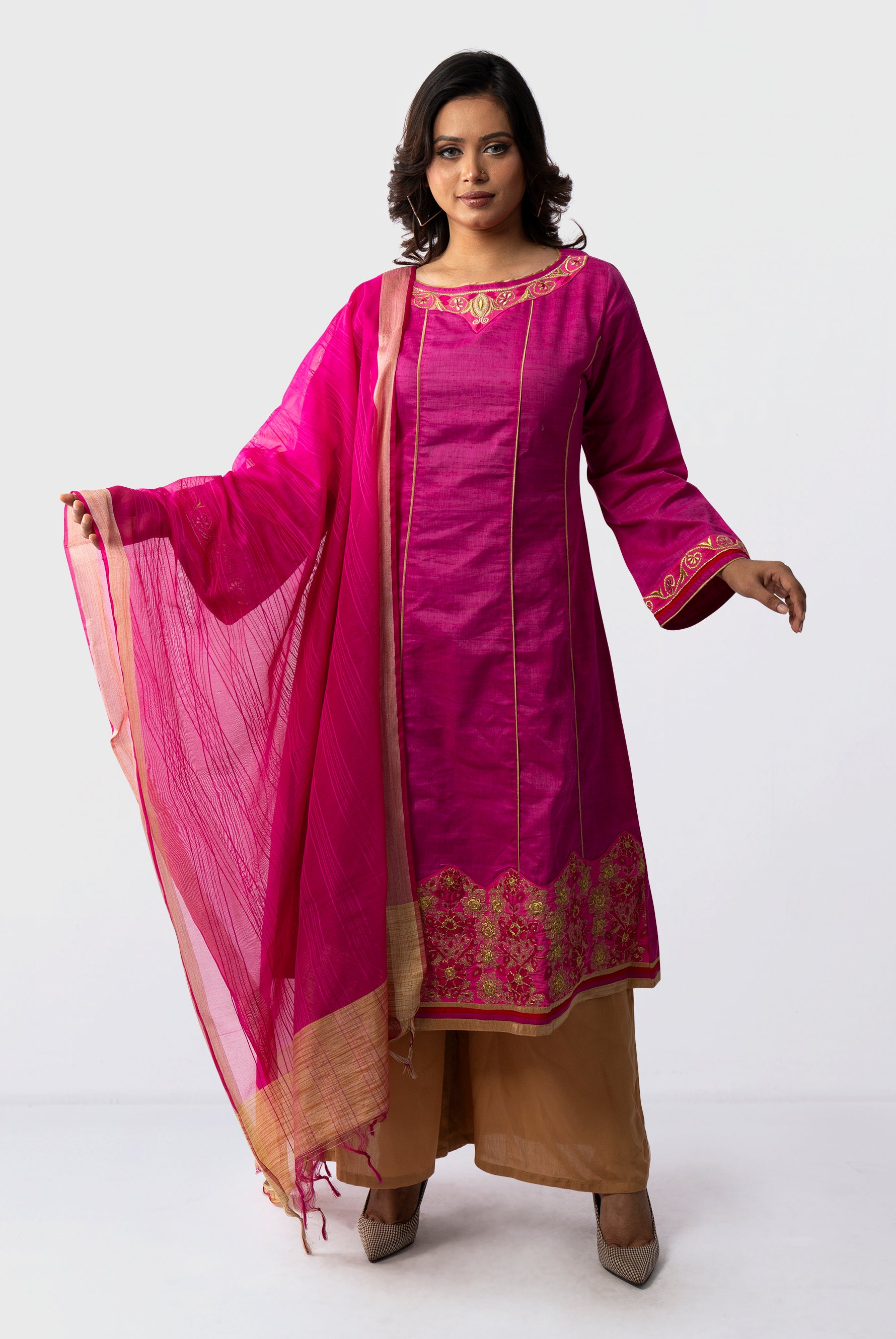 Women's salwar kameez dupatta