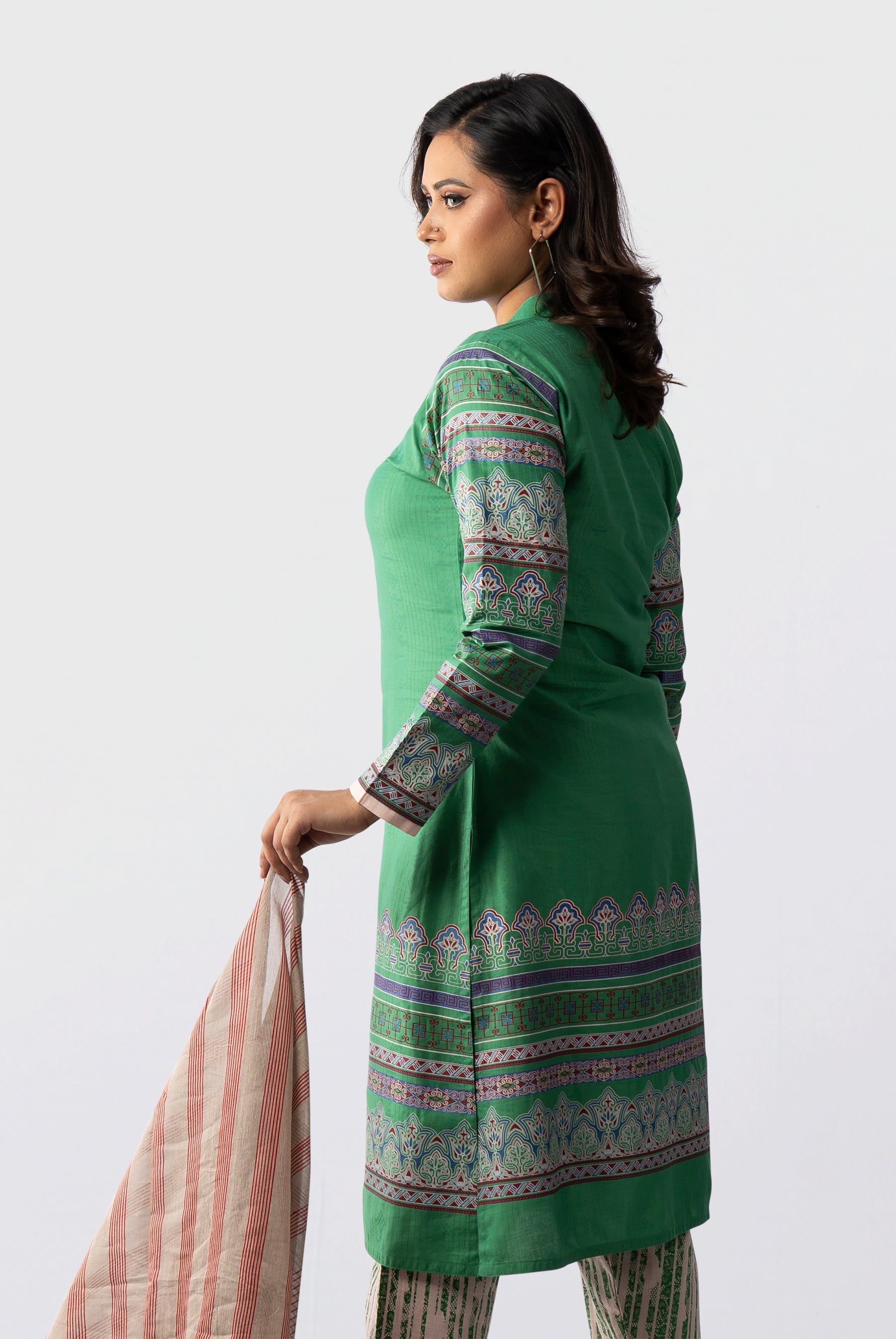 Women's salwar kameez dupatta