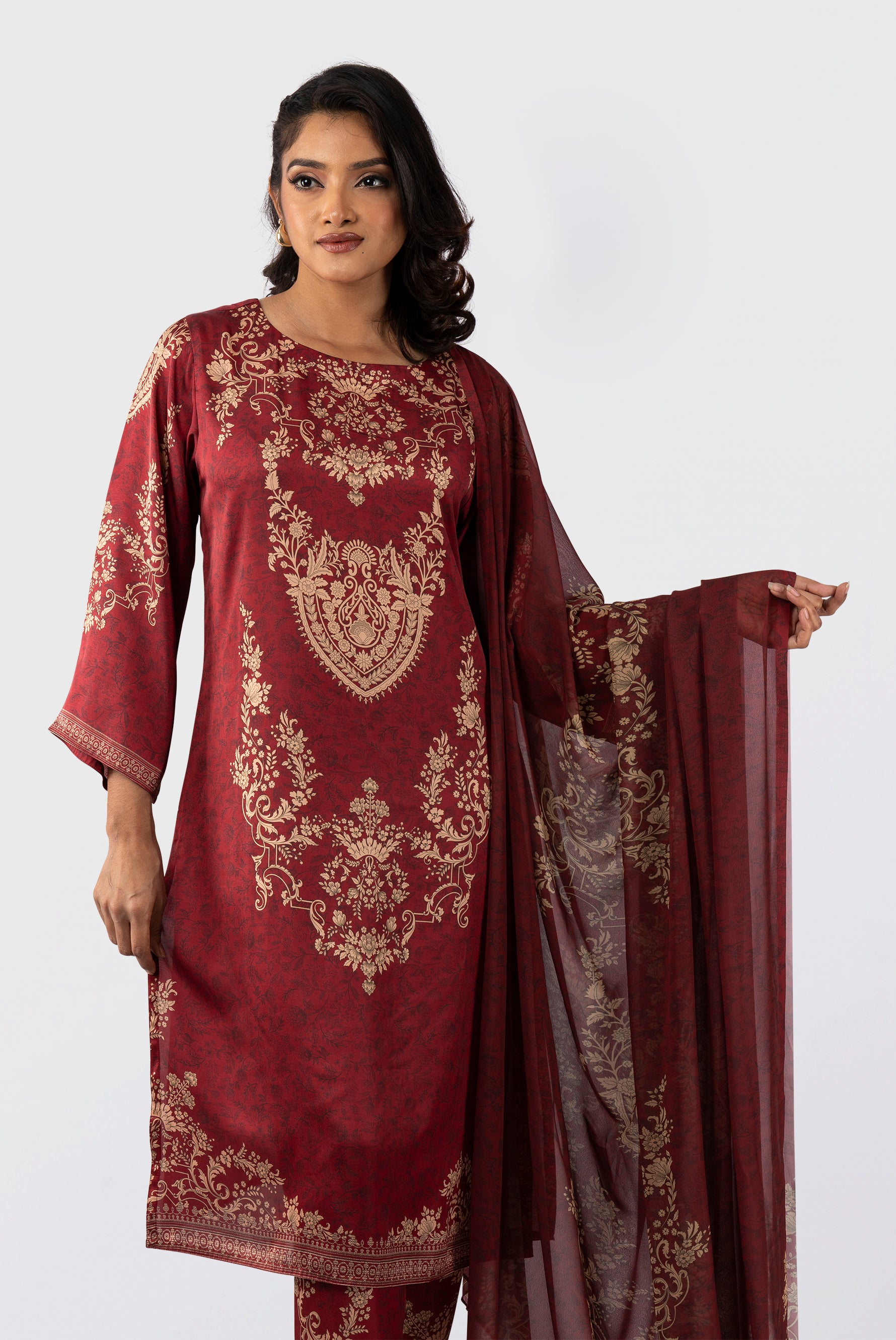 Women's salwar kameez dupatta