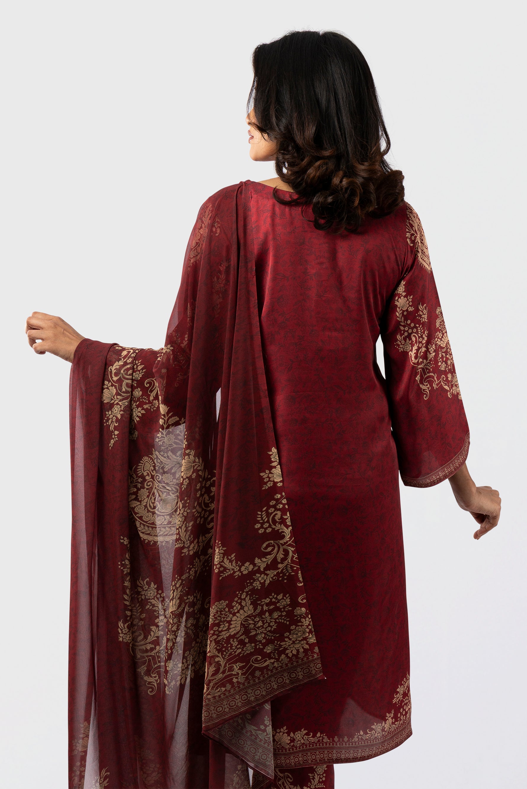 Women's salwar kameez dupatta