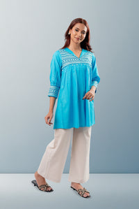 Women's Tops