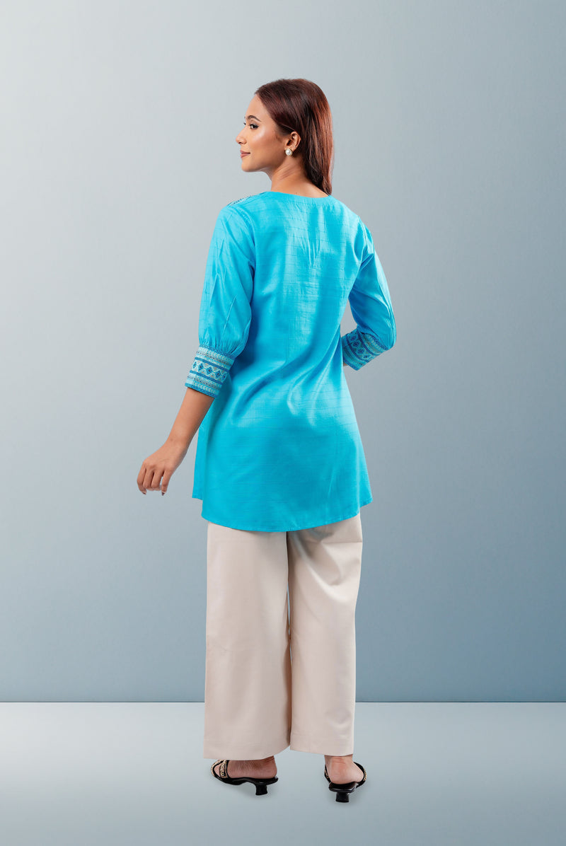 Women's Tops